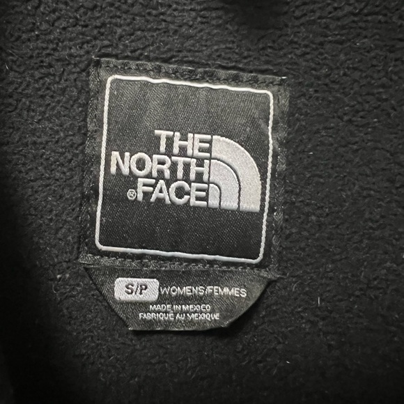 North face breast cancer fleece - Picture 2 of 5